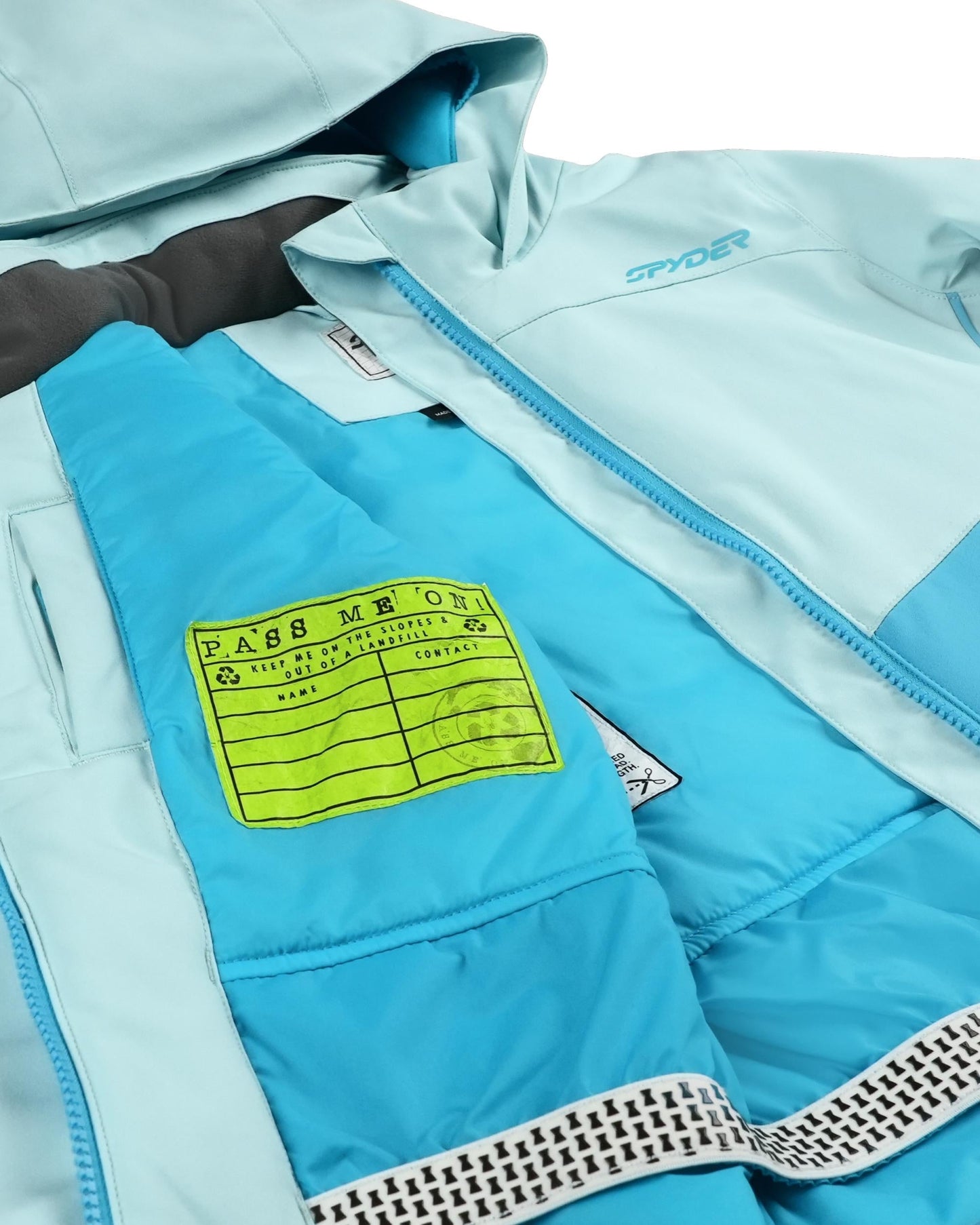 Kleine Mädchen erobern – Kristallblau